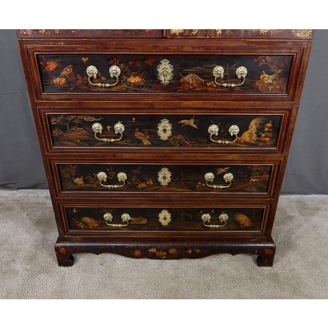 Chinese Cabinet in Lacquered Wood and Painted Wood For Sale - Image 14 of 18