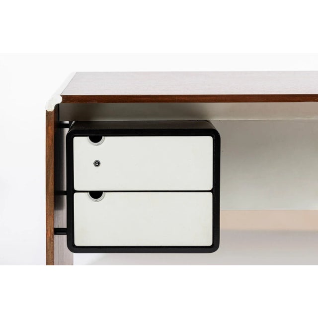 1970s Rare Mid Century French Modern Ar180 Desk by Alain Richard 1970s For Sale - Image 5 of 11