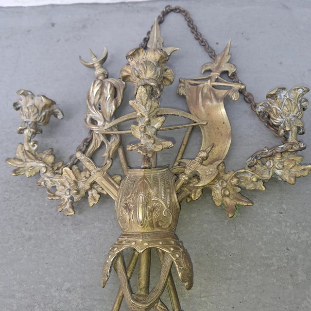 C1840 Large French Louis XIV Heraldic Gilt Bronze Castle Wall Sconce For Sale - Image 16 of 18