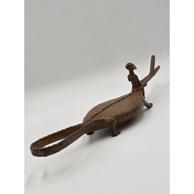 1950s Rare African Senufo Bronze Crocodile with Rider Ritual Oracle Figure Lost Wax For Sale - Image 11 of 18