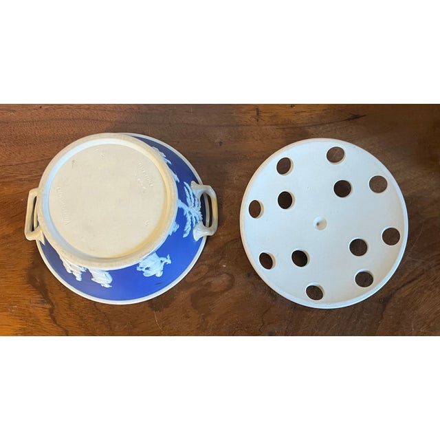 Antique Early 20th Century Wedgwood Dark Blue Jasperware Violet Pot, Potpourri Incense Burner For Sale - Image 9 of 18