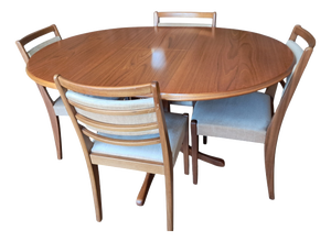 Mid-Century Modern Extending Dining Table and Chairs in Teak, 1970s, Set of 5