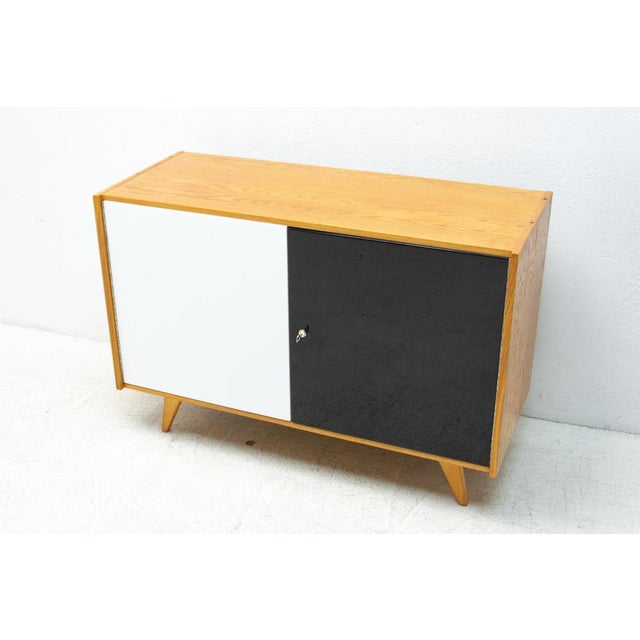 Midcentury U-450 Sideboard by Jiří Jiroutek, 1960s For Sale - Image 15 of 16