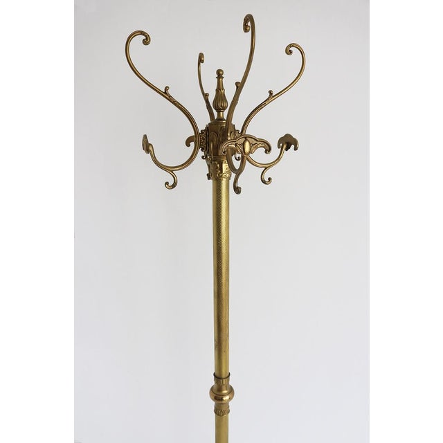 Mid-Century Modern Italian Brass Coat Rack with Rotating Crown, 1960s For Sale - Image 3 of 15