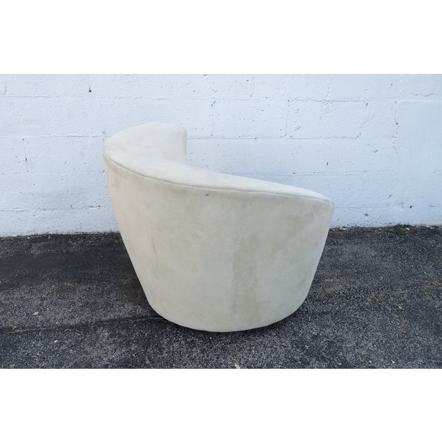 Vladimir Kagan Directional Nautilus Swivel Accent Chair For Sale In Miami - Image 6 of 12