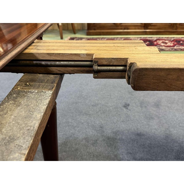 Louis XVI Dining Table in Cuban Mahogany with 5 Modern White Wood Extensions, 19th-Century For Sale - Image 10 of 18