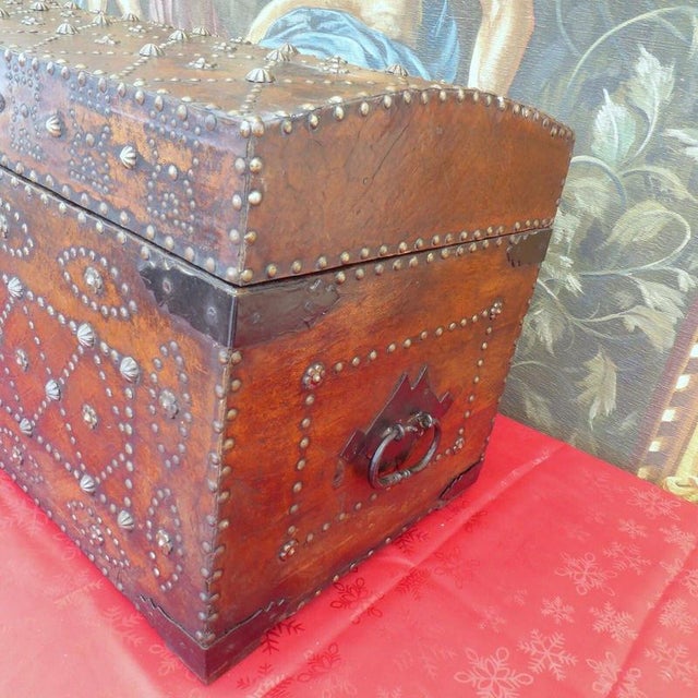 Antique Edwardian Studded Leather Dome-Top Chest, 1900 For Sale - Image 10 of 18