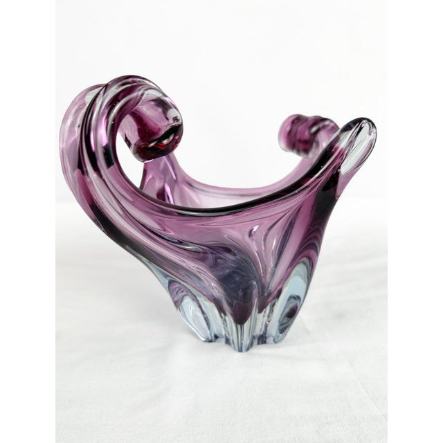 Glass Mid-Century Modern Sommerso Art Glass Sculptured Bowl by Cristallo Venezia, 1960 For Sale - Image 7 of 18