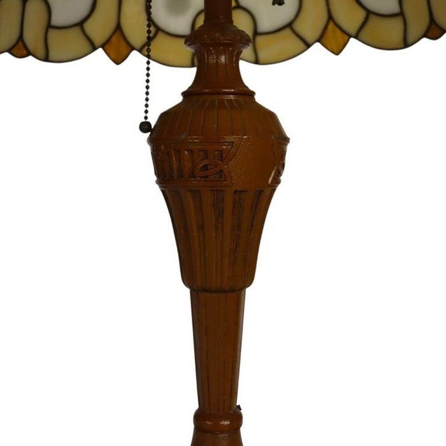 1920s 1920s Arts & Crafts Bradley & Hubbard Style Stained Leaded Glass Table Lamp For Sale - Image 5 of 11