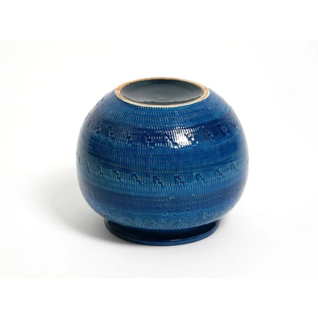 Ceramic Rimini Blu Vase by Aldo Londi for Bitossi, Italy, 1960s For Sale - Image 9 of 16