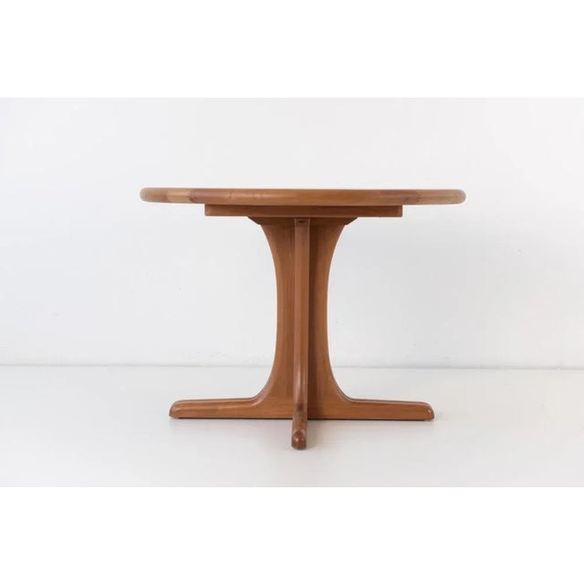 Extendable Table Teak Designer: Factory Design Year: around 1970 Manufacturer: Dyrlund Country: Denmark Measurements: H 72...