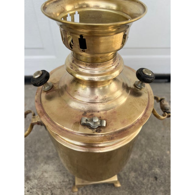 Antique Romanov Era Imperial Russian Tula Samovar – Rare Three-Lion Crest – Brass/Tombac – C. 1890-1910 For Sale - Image 17 of 17