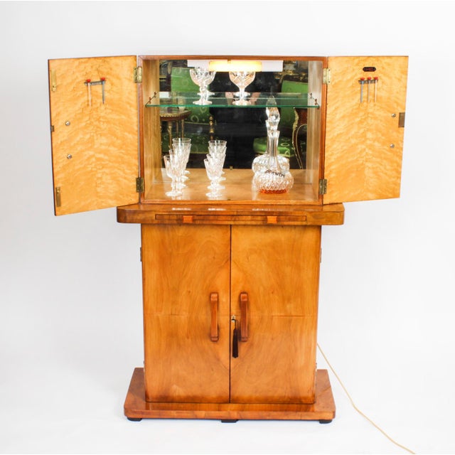 Antique Art Deco Burr Walnut Cocktail Cabinet Dry Bar from Epstein Manner, 1920s For Sale - Image 3 of 18
