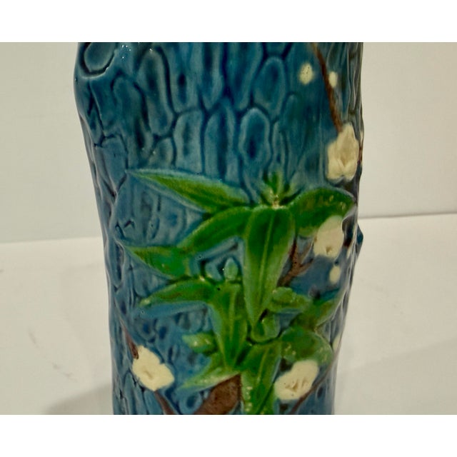 Japanese Majolica Wall Pocket Vase Dogwood Flowers White Plum Tree Bark For Sale - Image 9 of 9