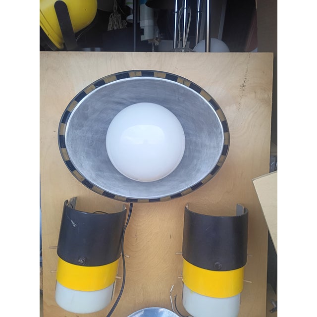 1980s Custom Made Polished Aluminum Oval Wall Light For Sale - Image 4 of 8
