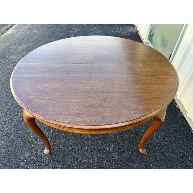 Wood Early 1900s Large Round Oak Farmhouse Dining Table For Sale - Image 7 of 12