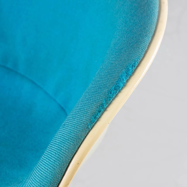 Blue La Fonda Chairs by Charles and Ray Eames for Herman Miller, 1960s, Set of 3 For Sale - Image 8 of 9