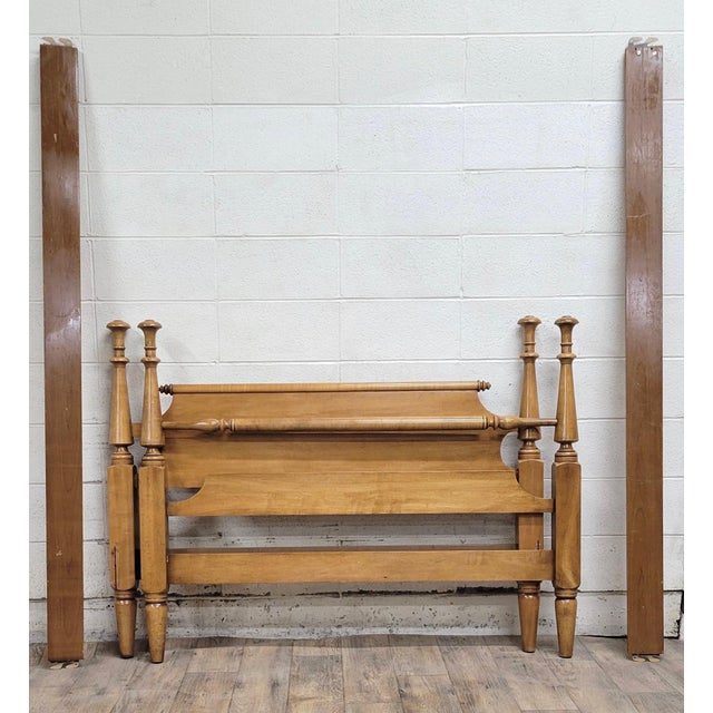 This is a beautiful vintage, possibly antique, full sized low poster bed in a Traditional style. Features an amazing shape...