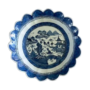 Chinese Export Blue and White Scalloped Bowl