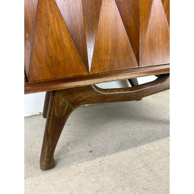 Brown Mid Century Modern Nightstand by Albert Parvin for American of Martinsville For Sale - Image 8 of 12
