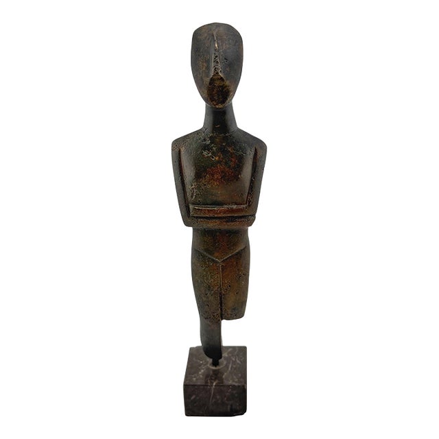 Cycladic Revival Bronze Figure on Marble Base, European, circa 1950s For Sale