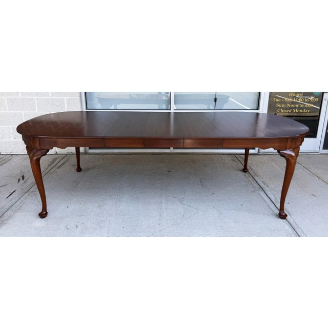Brown Late 20th Century 7 Piece Henkel Harris Solid Cherry Dining Set With 3 Leaves For Sale - Image 8 of 18