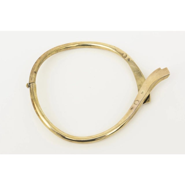 Vintage Los Castillo Hallmarked Brass Interlocking Hands Collar Sculptural Necklace MCM For Sale In Miami - Image 6 of 12