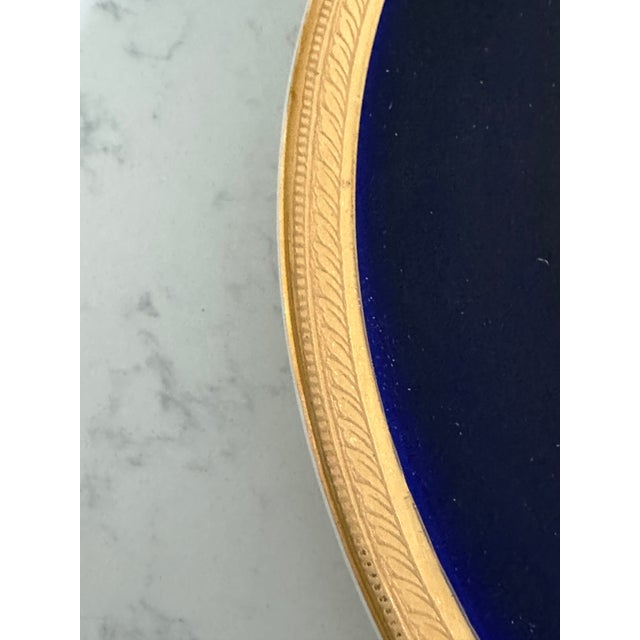 Royal Blue 1930s Cobalt Floral 24k Ducal Crown Ware Plates - Set of 8 For Sale - Image 8 of 9