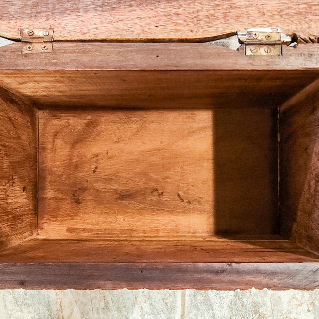 Mid 20th Century Hand-Carved Wooden Keepsake Trunk – Vintage Figural Scene, Boho Decor For Sale - Image 14 of 15