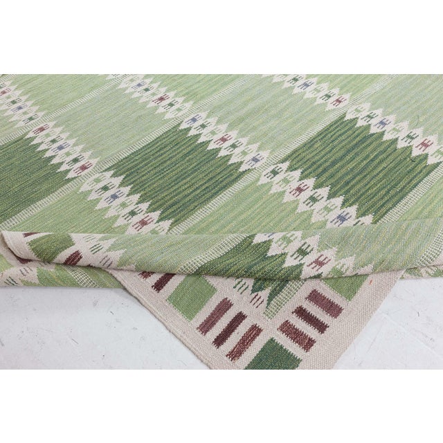 Contemporary Flatweave Geometric Ivory Hand-Knotted Rug by Doris Leslie Blau For Sale In New York - Image 6 of 6