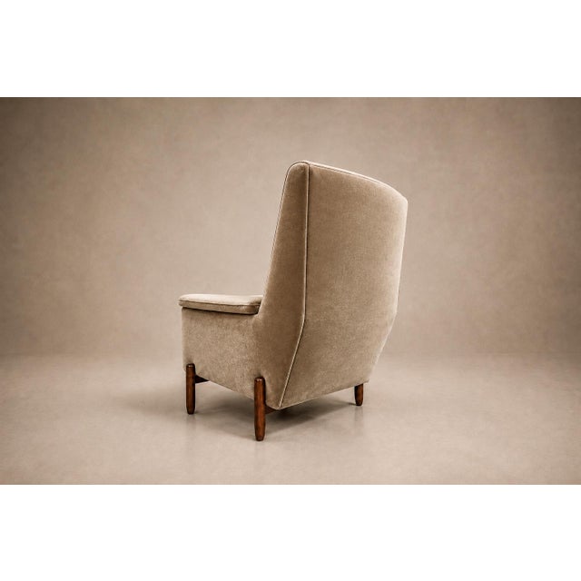 1960s Jorge Jabour Pair of Club Armchairs in Brazilian Rosewood and Sage Mohair, Brazil, 1960s For Sale - Image 5 of 18