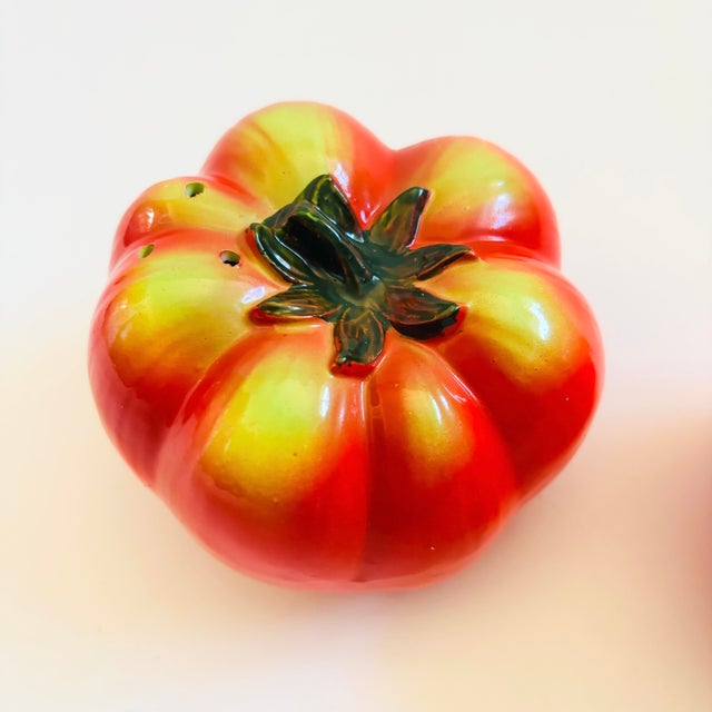 Mid 20th Century Mid Century Ceramic Tomato Salt and Pepper Shakers, Japan 1960s For Sale - Image 5 of 12