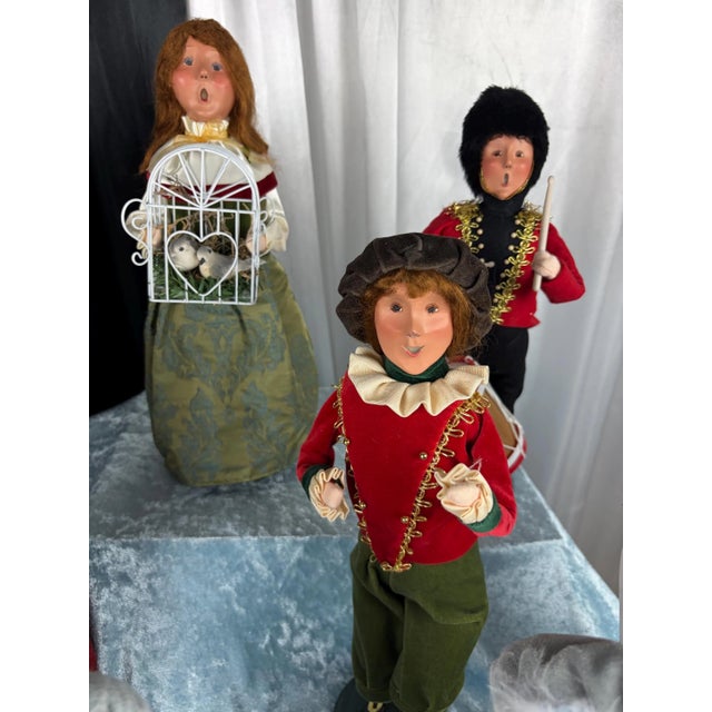 Vintage Byers' Choice Twelve Days of Christmas Collection | Complete Holiday Series Vignette With Rare Piping Piper & Swan Lady Heritage Set For Sale - Image 10 of 13