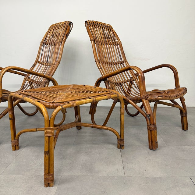 Wood Vintage Italian Chairs and Coffee Table in Wicker, 1970s, Set of 3 For Sale - Image 7 of 18