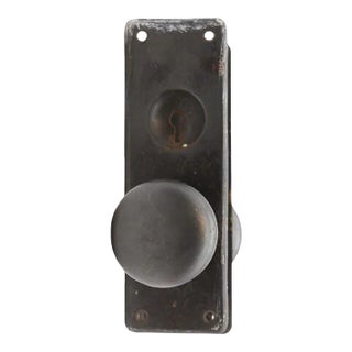 Vintage Mallory Wheeler Black Cast Iron Classic Entry Door Knob Set For Sale
