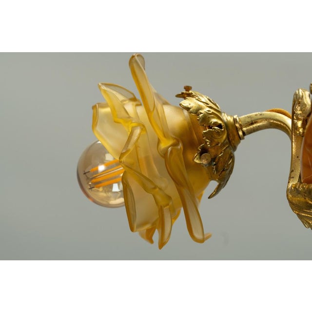 French Neoclassical Style Amber Alabaster and Frosted Glass Chandelier, 1920 For Sale - Image 15 of 18