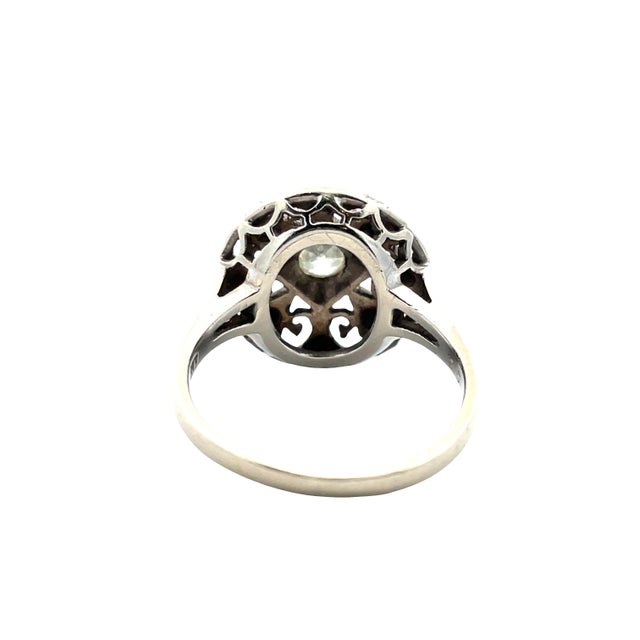 Modern Vintage 14k Gold Diamond Carved Circle Milgrain Ring, Size 6 For Sale - Image 3 of 9