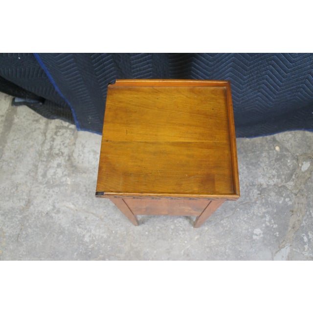Early 19th Century Antique German Biedermeier Cherry Pillar End Table For Sale - Image 9 of 12