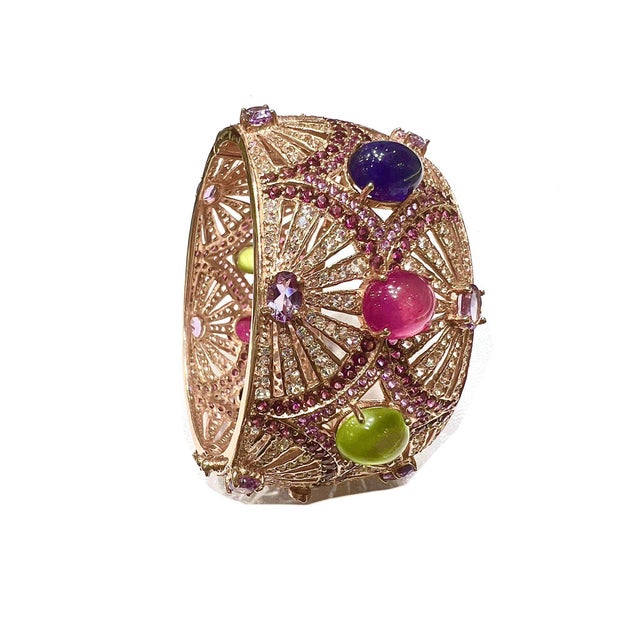 Bochic "Capri" Natural Ruby, Sapphire & Emerald Cuff Set In 18K Gold & Silver For Sale - Image 12 of 18