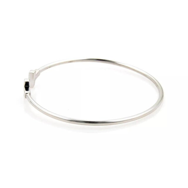 Contemporary Tiffany & Co. T Wire 18k White Gold Flex Cuff Bangle Bracelet For Sale - Image 3 of 3
