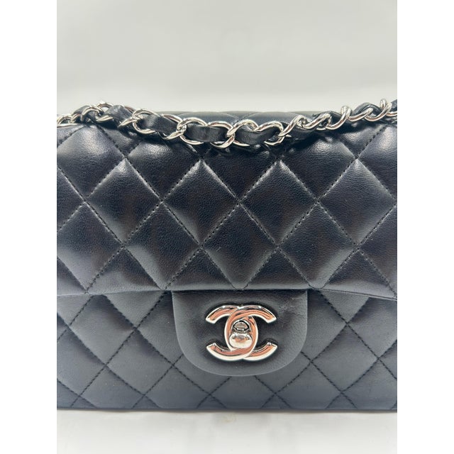 Chanel Classic 11.13 Black Leather Bag 2011 For Sale In New York - Image 6 of 12