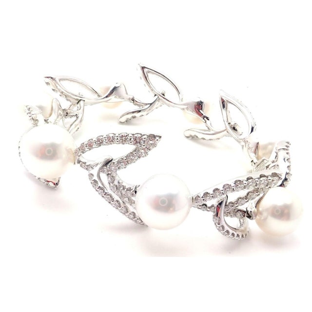 2000 - 2009 Mikimoto 18k White Gold 7ct Diamond 12mm Pearl Bracelet For Sale - Image 5 of 11