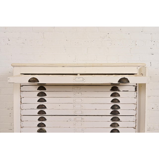 Wood Antique Arts & Crafts White Painted 18-Drawer Flat File Printer's Cabinet, Circa 1900 For Sale - Image 7 of 15