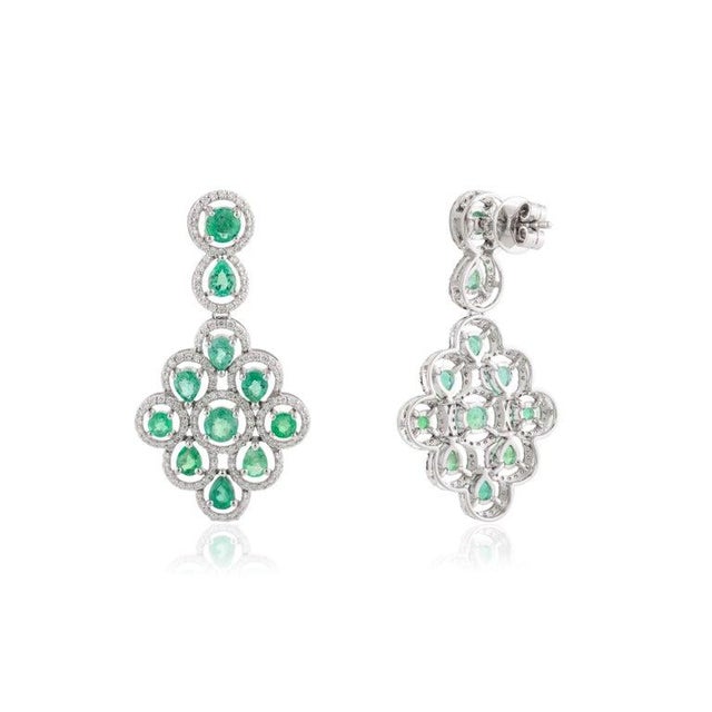 Rare Aaa Emerald Diamond Halo Wedding Dangle Earrings- a Pair For Sale In New York - Image 6 of 10