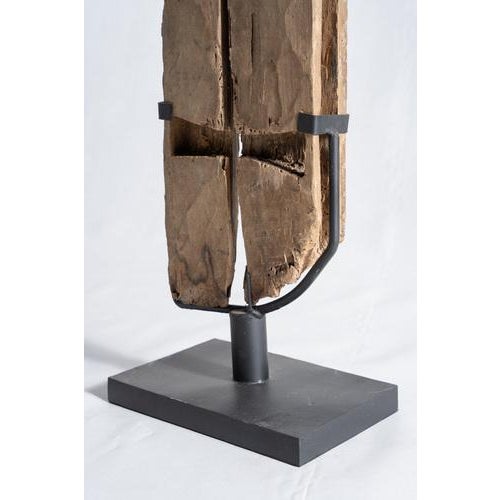 Indonesian Construction Element in Carved Wood Mounted on a Base, Island of Sulawesi (Toraja) For Sale - Image 6 of 10