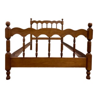 Vintage Twin Size Maple Cannonball Spindle Bed For Sale