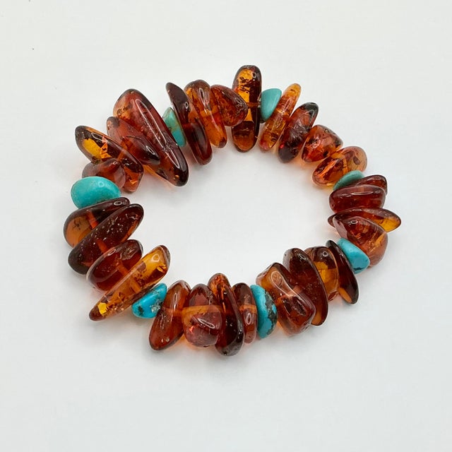 Boho Chic 1980s Vintage Boho Chic Baltic Amber & Faux Turquoise Nugget Beaded Bracelet - 7” For Sale - Image 3 of 7