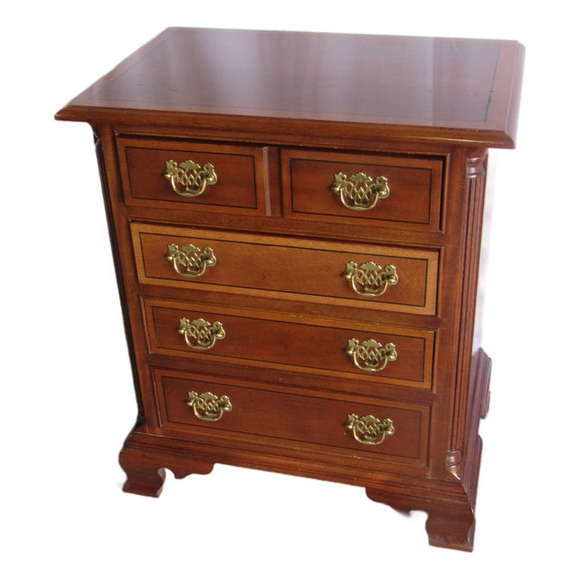 1980s Stickley Cherry Nightstand Bachelors Chest Designer For Sale