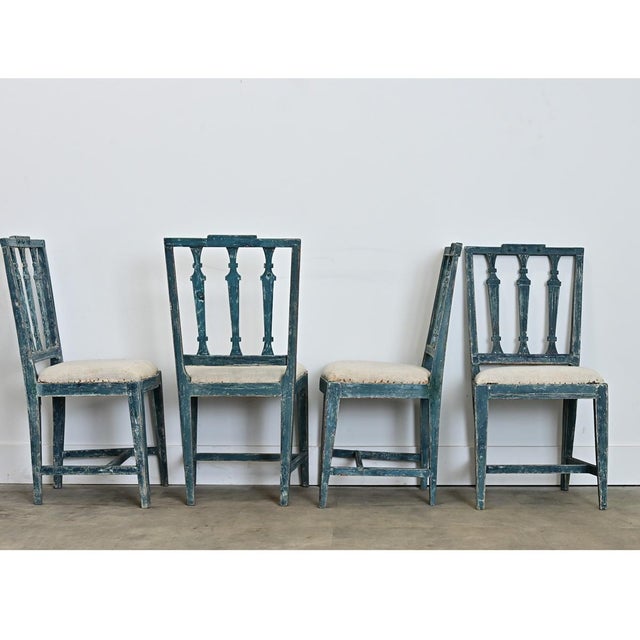 Swedish Gustavian 18th Century Set of Four Painted Side Chairs For Sale In Baton Rouge - Image 6 of 14
