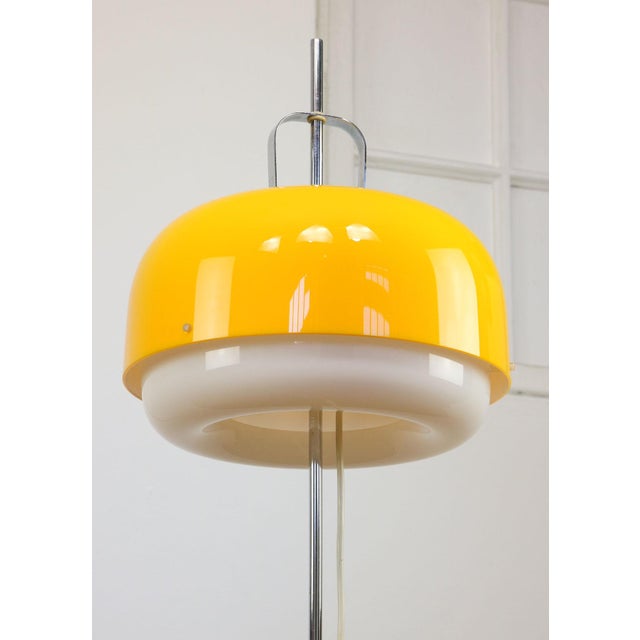 Space Age Yellow Medusa Floor Lamp by Luigi Massoni for Guzzini, 1970s For Sale - Image 10 of 18